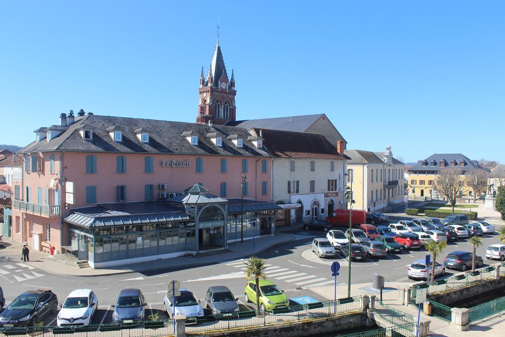 Hotel Le Tivoli Vic-en-Bigorre Exterior foto